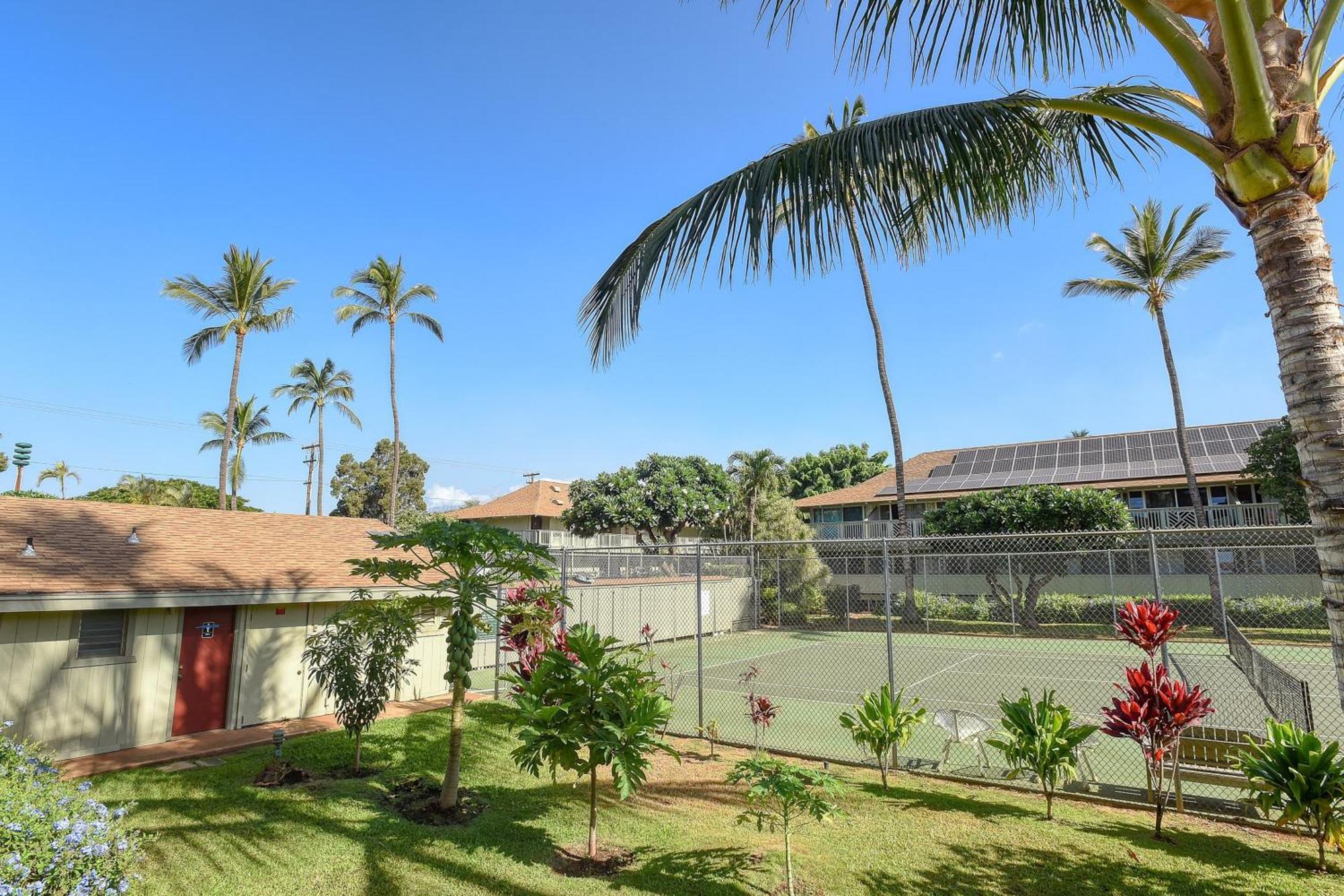 Kihei Bay Surf 140 Hotel Bagian luar foto